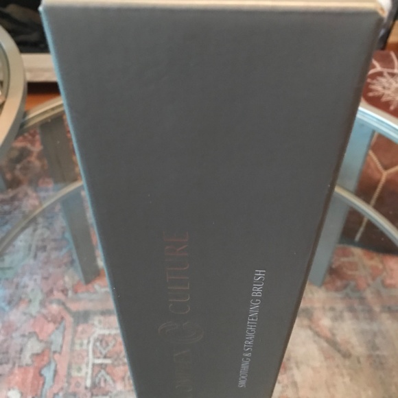 Complex Culture straightening brush hair tool - Picture 3 of 5